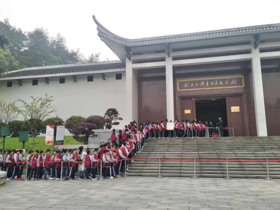 南京民辦中華中學韶山研學旅行_湖南研學旅行網