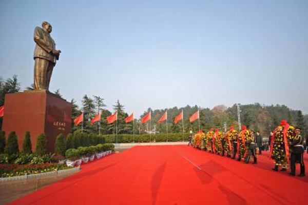 韶山毛澤東銅像廣場